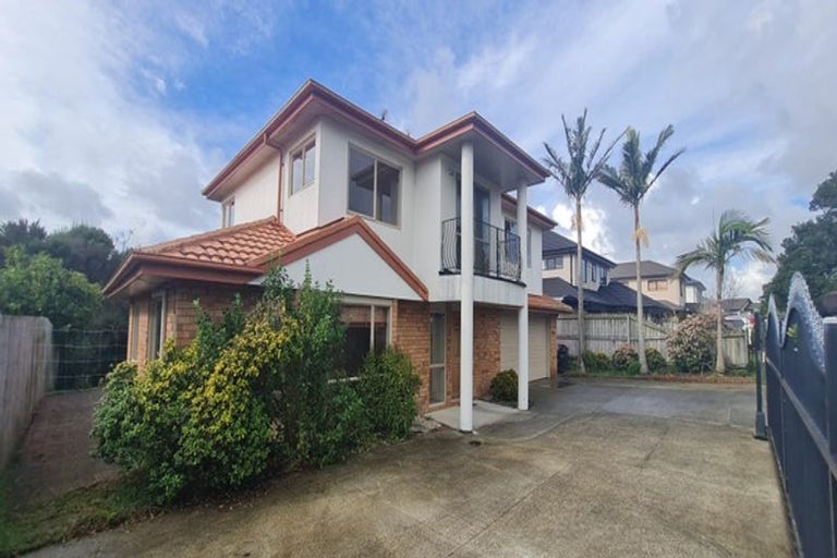 Photo of property in 42 Peninsula Road, Mangere, Auckland, 2022