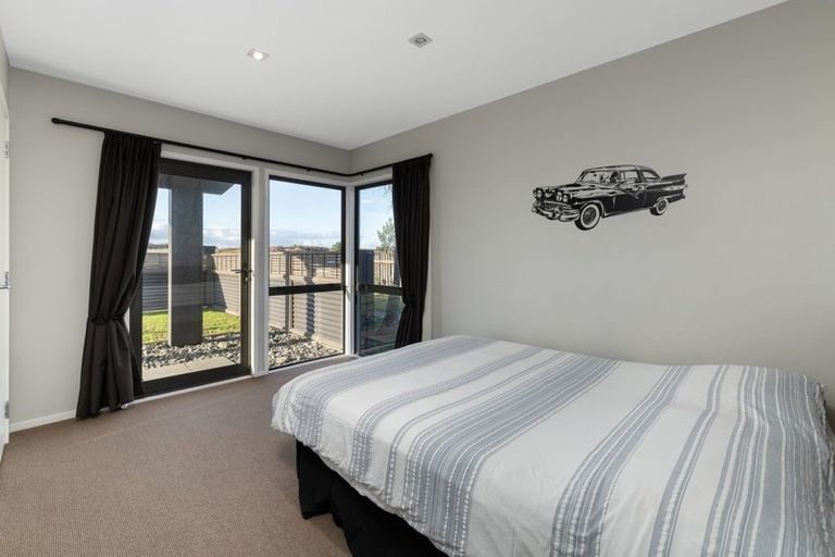 Photo of property in 908a Papamoa Beach Road, Papamoa Beach, Papamoa, 3118