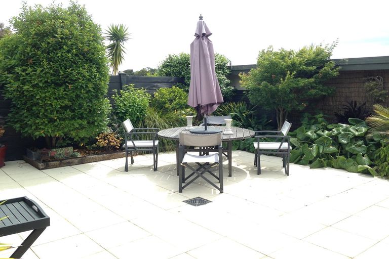 Photo of property in 3/2 Chilton Place, Howick, Auckland, 2014