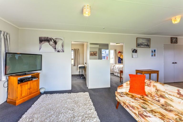 Photo of property in 17a Moana Street, Otaki Beach, Otaki, 5512