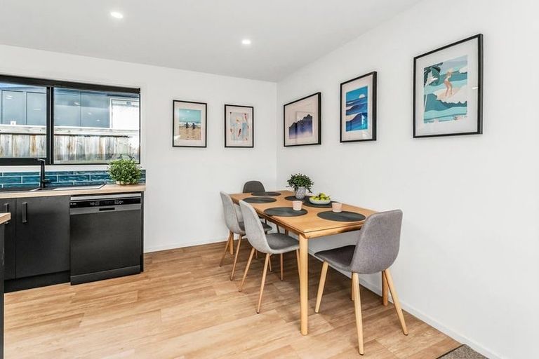 Photo of property in 5 Beach Crescent, Waikuku Beach, 7473