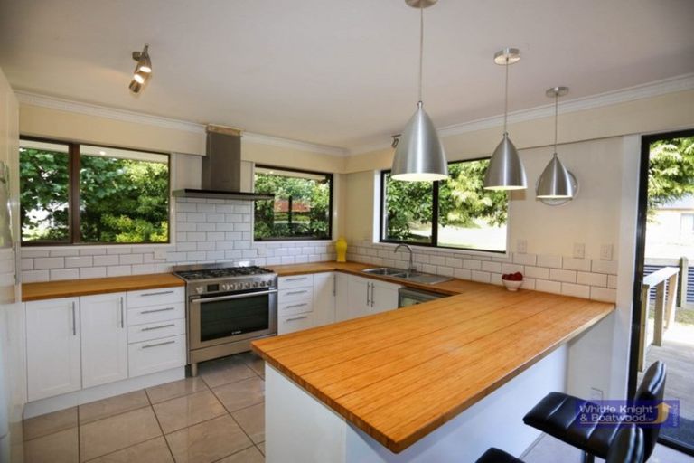 Photo of property in 6 Holmcroft Court, Cracroft, Christchurch, 8022