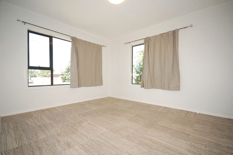 Photo of property in 22 Sheehan Avenue, Papakura, 2110