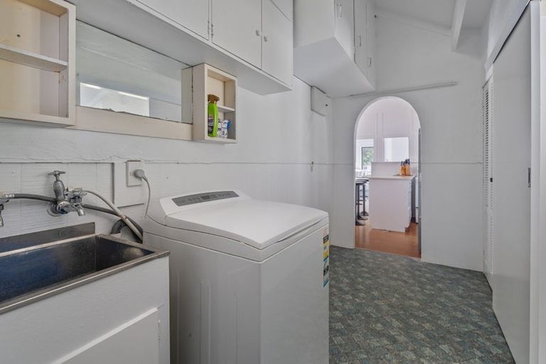 Photo of property in 64 Oyster Drive, Cooks Beach, Whitianga, 3591