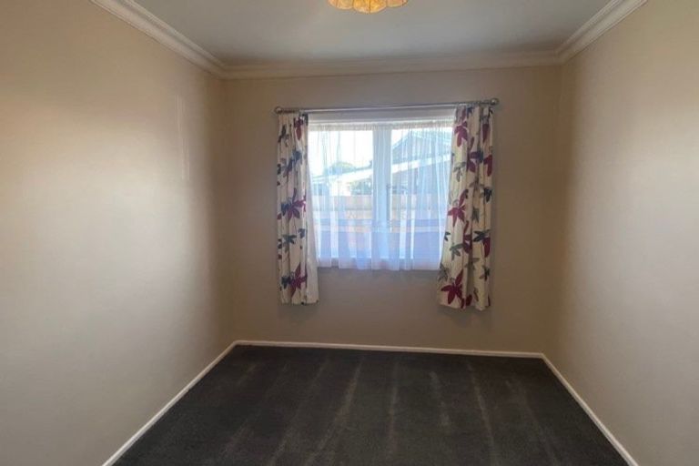 Photo of property in 11 Bell Street, Otaki, 5512