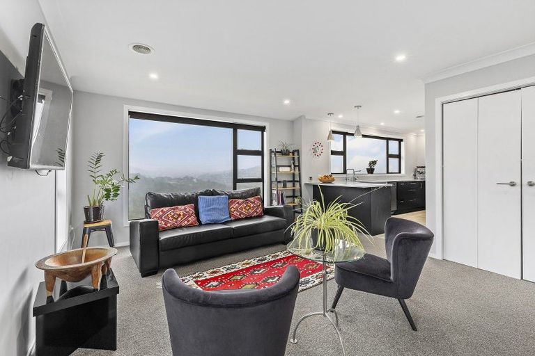 Photo of property in 98 Downing Street, Crofton Downs, Wellington, 6035