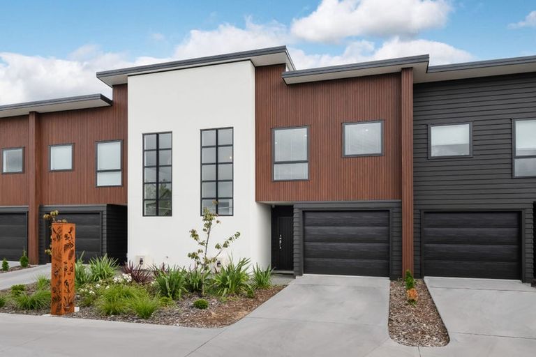 Photo of property in 8/37 North Ridge Drive, Rototuna North, Hamilton, 3210