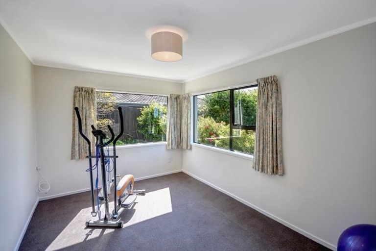 Photo of property in 22 Bangor Terrace, Kew, Dunedin, 9012