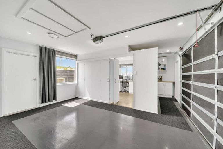 Photo of property in 44 Mcneil Street, Balclutha, 9230