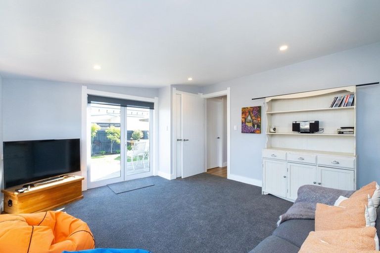 Photo of property in 62 Mcdonald Street, Napier South, Napier, 4110