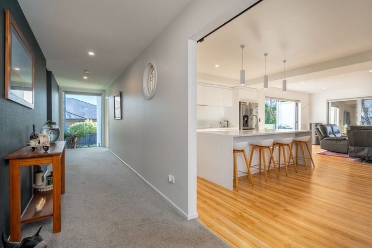 Photo of property in 218 Riverlaw Terrace, Saint Martins, Christchurch, 8022