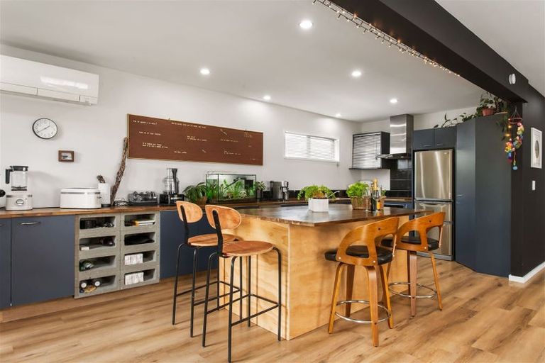 Photo of property in 141 Pine Avenue, South New Brighton, Christchurch, 8062