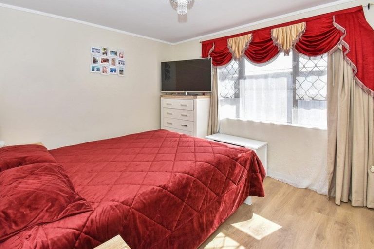 Photo of property in 2/62 Glen Avenue, Papatoetoe, Auckland, 2025