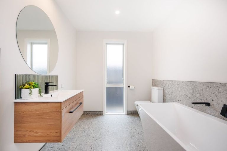 Photo of property in 72 Freedom Drive, Kelvin Grove, Palmerston North, 4414