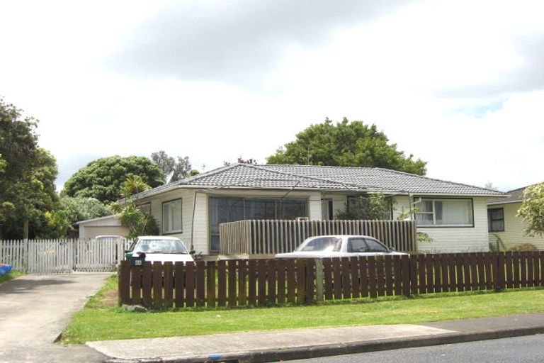 Photo of property in 86 Chichester Drive, Rosehill, Papakura, 2113