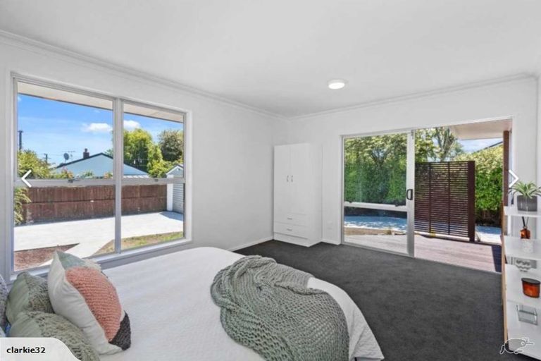 Photo of property in 259a Fifield Terrace, Opawa, Christchurch, 8023