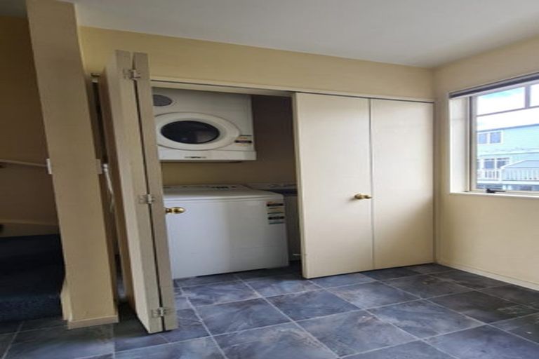 Photo of property in 10 Colombo Street, Hokowhitu, Palmerston North, 4410