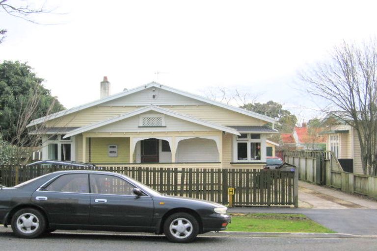 Photo of property in 11 Parr Street, Frankton, Hamilton, 3204