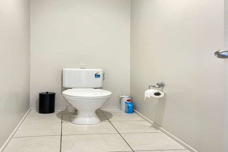 Photo of property in 8/18 Alicante Avenue, Hillpark, Auckland, 2102