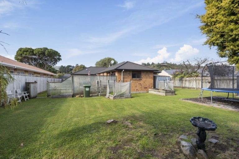 Photo of property in 50 Mary Huse Grove, Manor Park, Lower Hutt, 5019