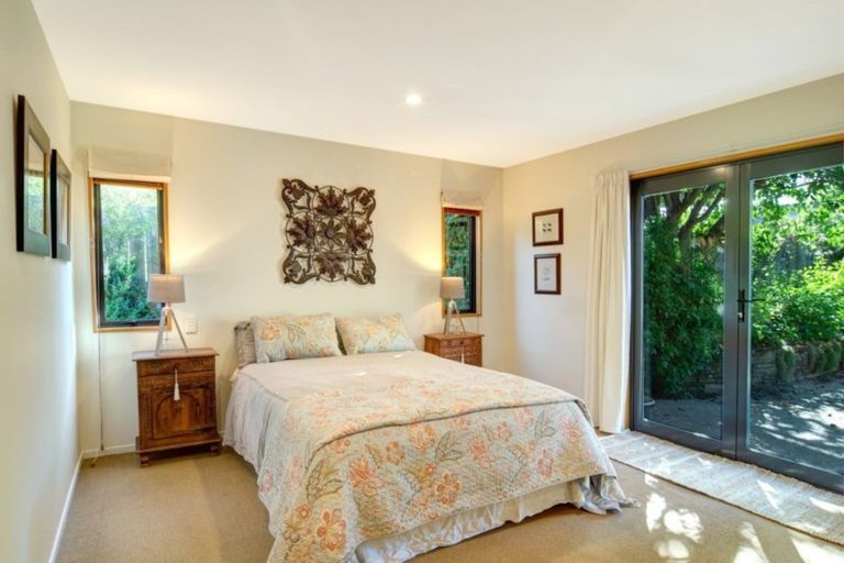 Photo of property in 10 Shanahan Lane, Arrowtown, 9302