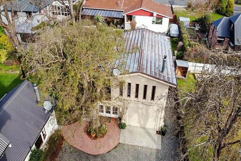 Photo of property in 24 Albany Street, Gore, 9710