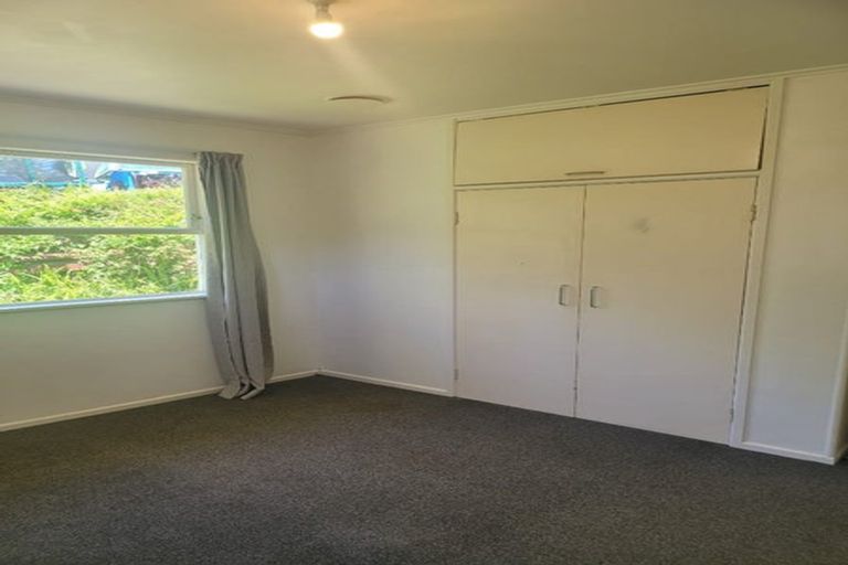 Photo of property in 14 Kirby Street, Glendene, Auckland, 0602