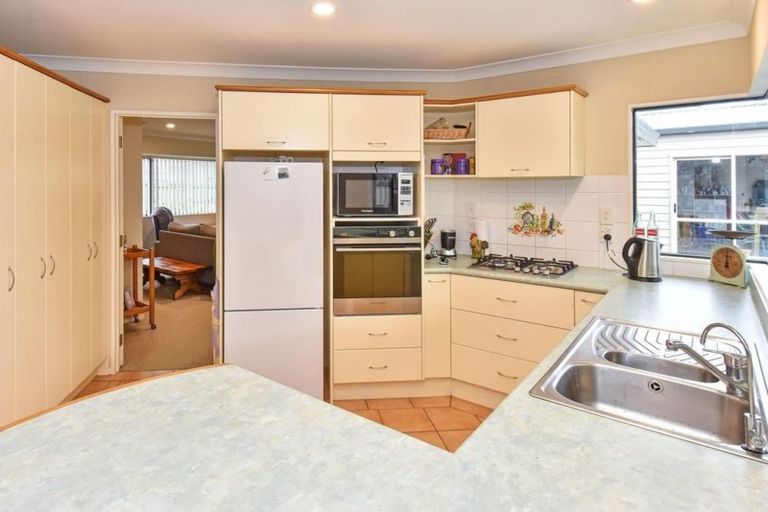 Photo of property in 9 Dan Bryant Place, Pukekohe, 2120