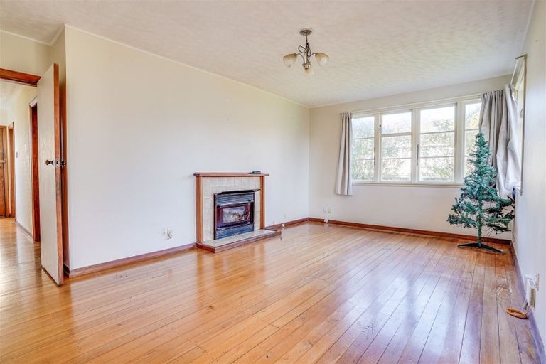 Photo of property in 6 Auburn Avenue, Upper Riccarton, Christchurch, 8041