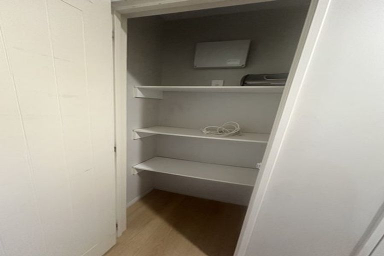 Photo of property in 52 Sapperton Drive, Henderson, Auckland, 0612