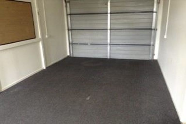 Photo of property in 16/2 Armoy Drive, East Tamaki, Auckland, 2016