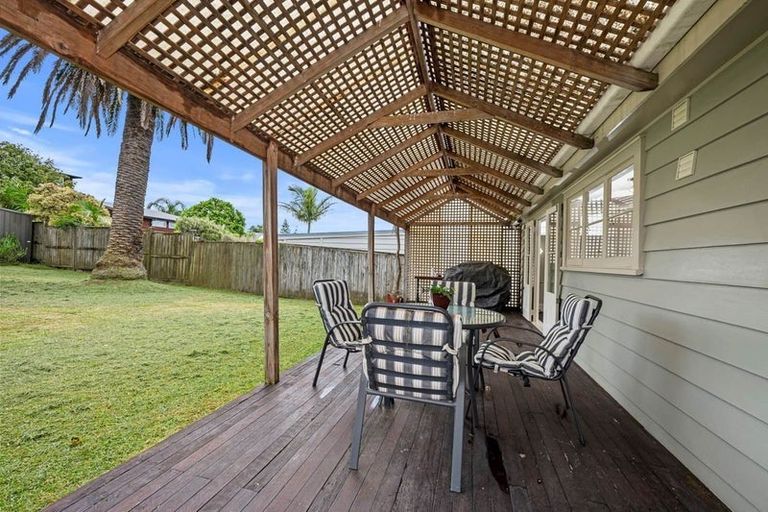 Photo of property in 5 Shoal Bay Road, Devonport, Auckland, 0624