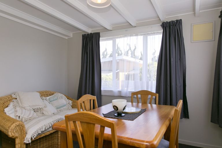 Photo of property in 17 Waitahanui Avenue, Taupo, 3330