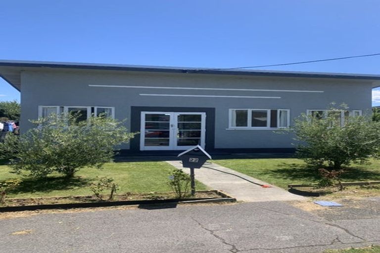 Photo of property in 22 Simmonds Street, Alexandra, 9320