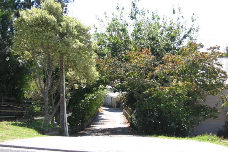 Photo of property in 1/19 Manuwai Road, Torbay, Auckland, 0630