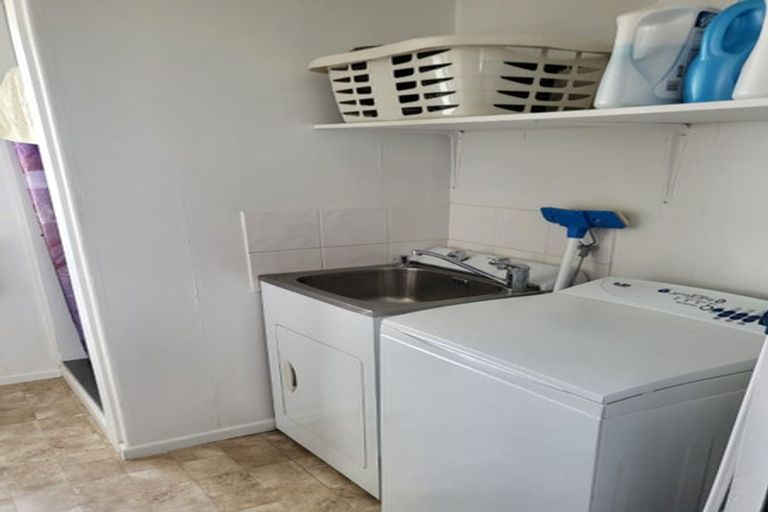 Photo of property in 2 Keene Place, Omarama, 9412