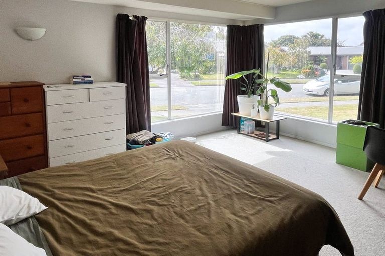 Photo of property in 8 Cardinal Drive, Hillmorton, Christchurch, 8025