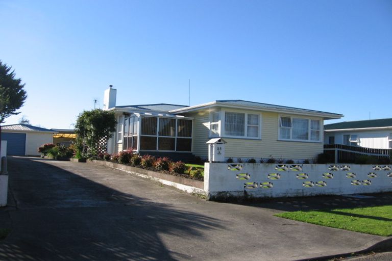 Photo of property in 27 Aspiring Avenue, Milson, Palmerston North, 4414