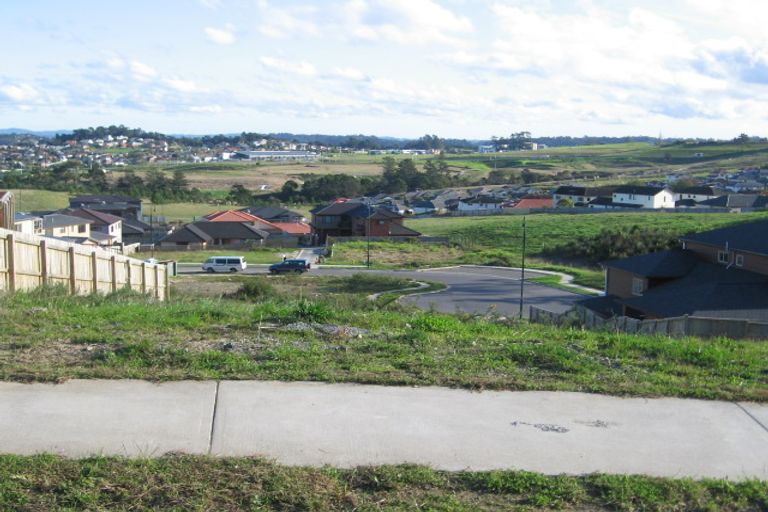 Photo of property in 44 Ballymore Drive, Pinehill, Auckland, 0632