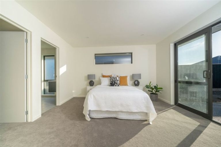 Photo of property in 84 Riverstone Drive, Riverstone Terraces, Upper Hutt, 5018