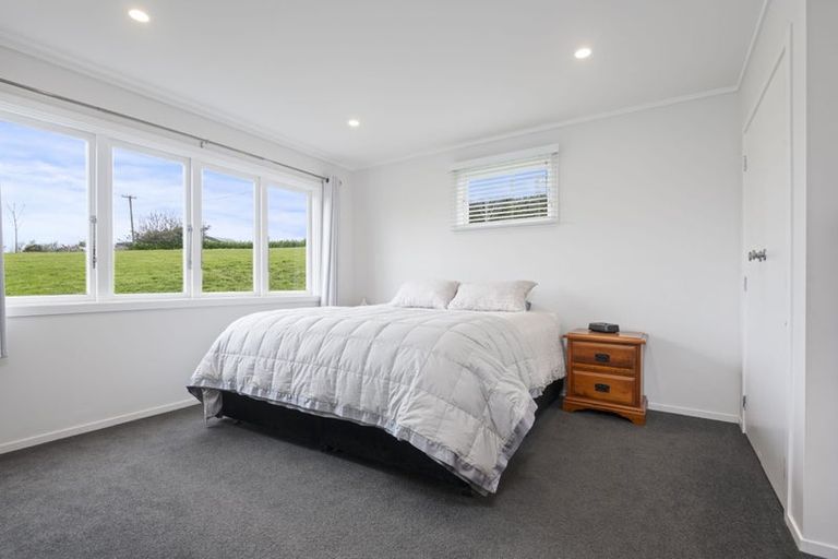 Photo of property in 32 Stanway Road, Halcombe, Feilding, 4779
