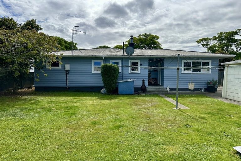 Photo of property in 12 Park Road, West End, Palmerston North, 4412