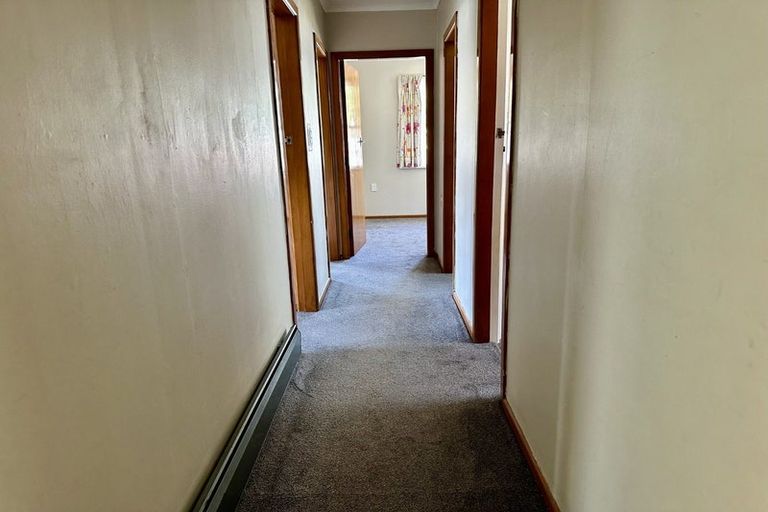 Photo of property in 20 Mckenzie Street, Levin, 5510