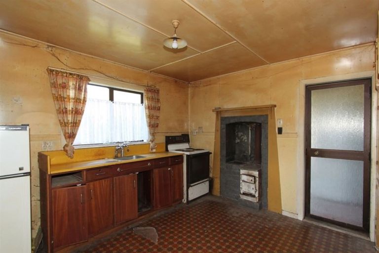 Photo of property in 92 Kainga Road, Kainga, Christchurch, 8083