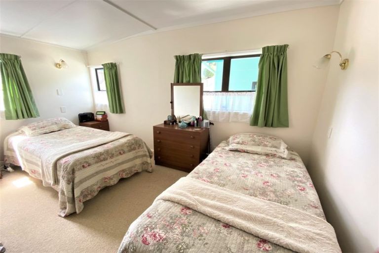 Photo of property in 23 Ocean View Terrace, Baylys Beach, Dargaville, 0377