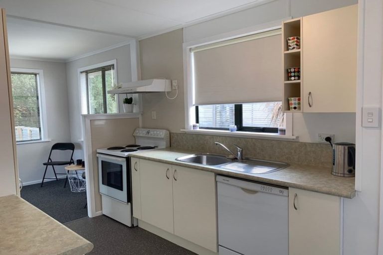 Photo of property in 26 Ngapapa Street, Urenui, 4375