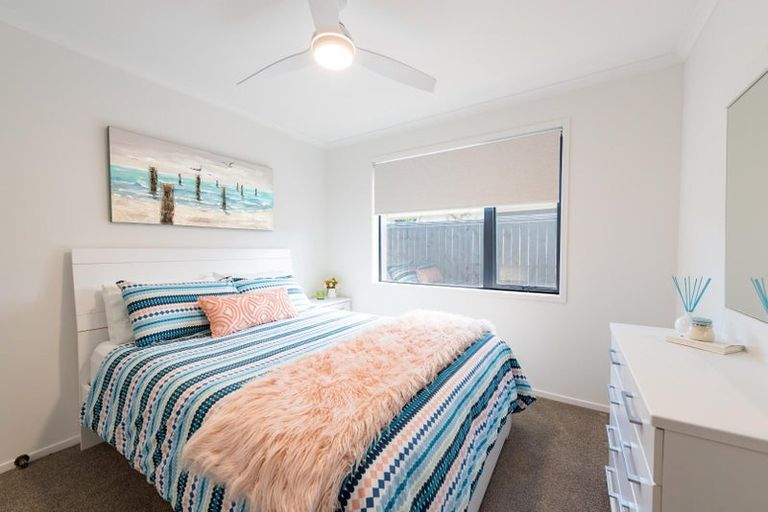 Photo of property in 11 Spinnaker Point, Haruru, 0204