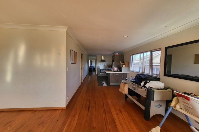 Photo of property in 7a Waterfront Road, Mangere Bridge, Auckland, 2022