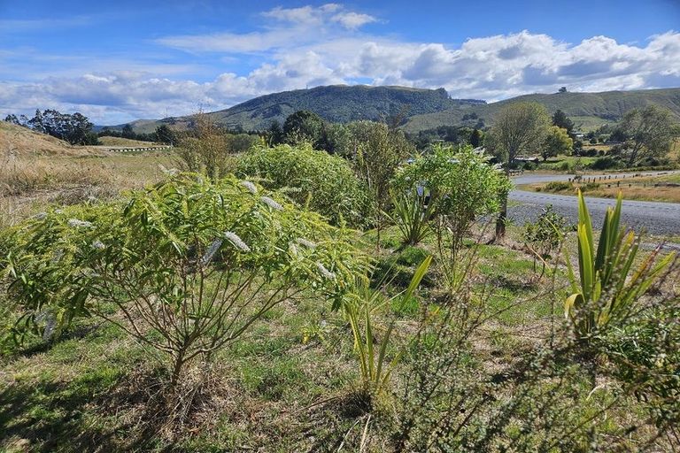 Photo of property in 20 King Road, Kinloch, Taupo, 3385