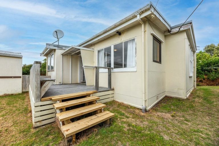 Photo of property in 240b Papamoa Beach Road, Papamoa Beach, Papamoa, 3118